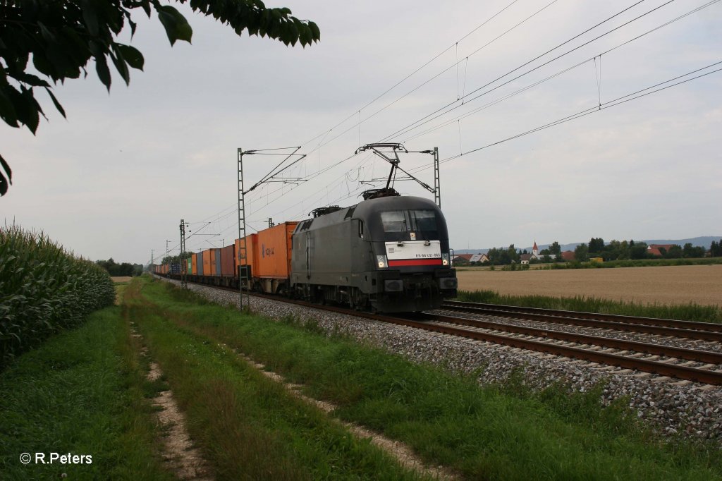 ES64 U2 063 mit Containerzug bei Moosham. 03.08.11