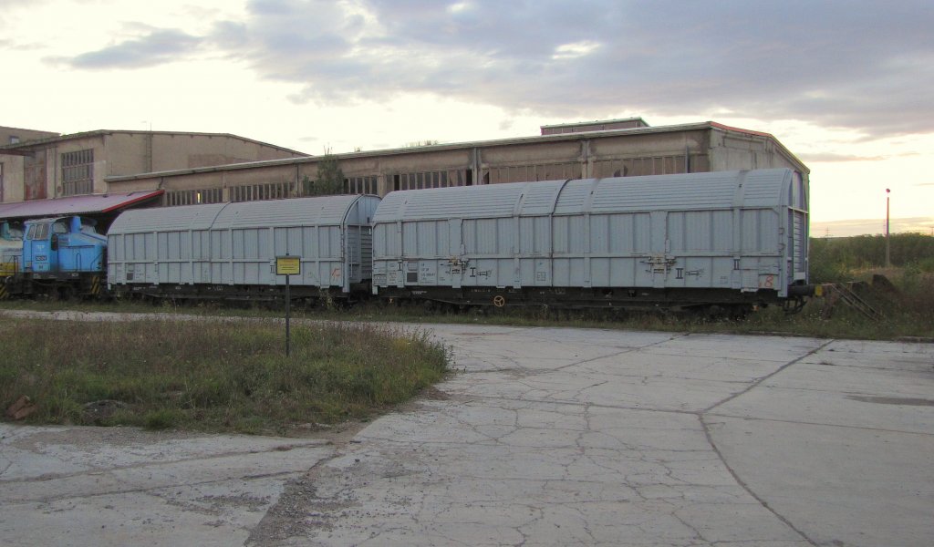 ex DR 415 8900-0 + 415 8901-8 bei Arco in Karsdorf; 24.10.2010