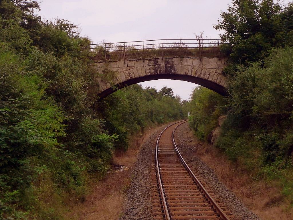 Feldwegbr�cke zwischen Kirchscheidungen und Karsdorf; 15.08.2010 (Foto: Ralf Kuke)