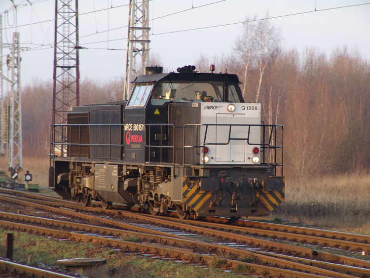 G 1206 beim Rangieren im Bahnhof WRSS=Rostock-Seehafen Sd.(31.12.08)