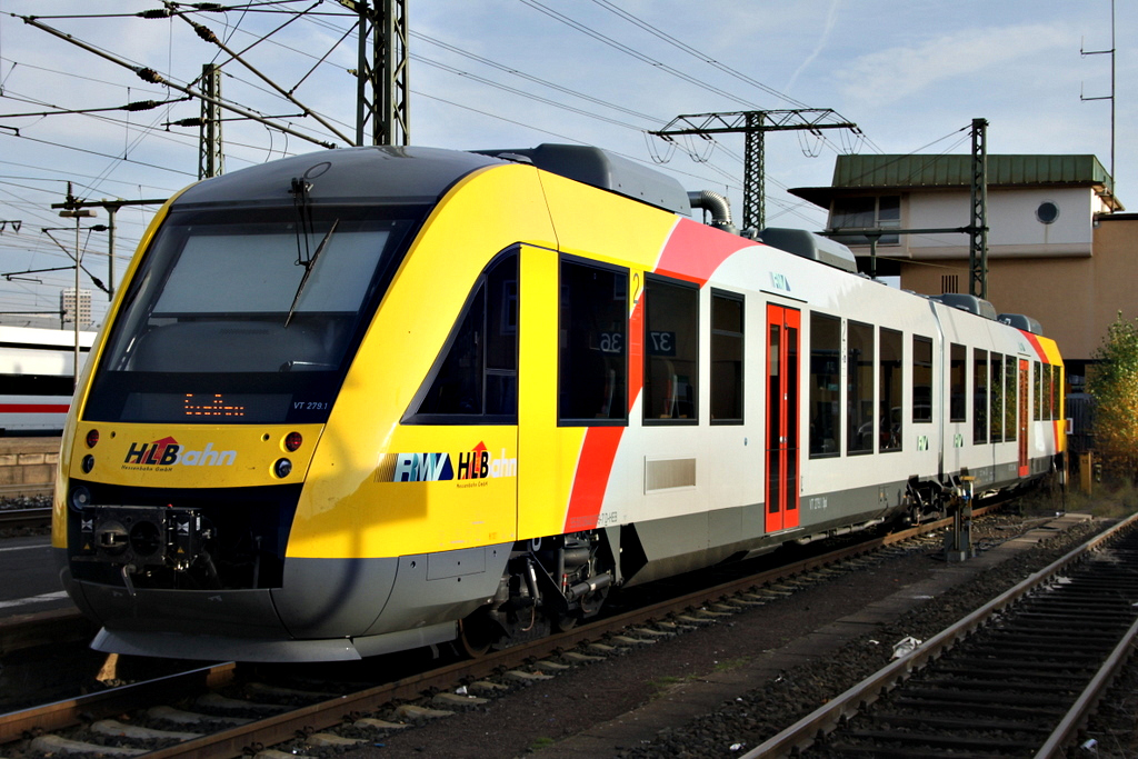 HLB VT 279 als HLB nach Gieen am 05.11.11 in Fulda