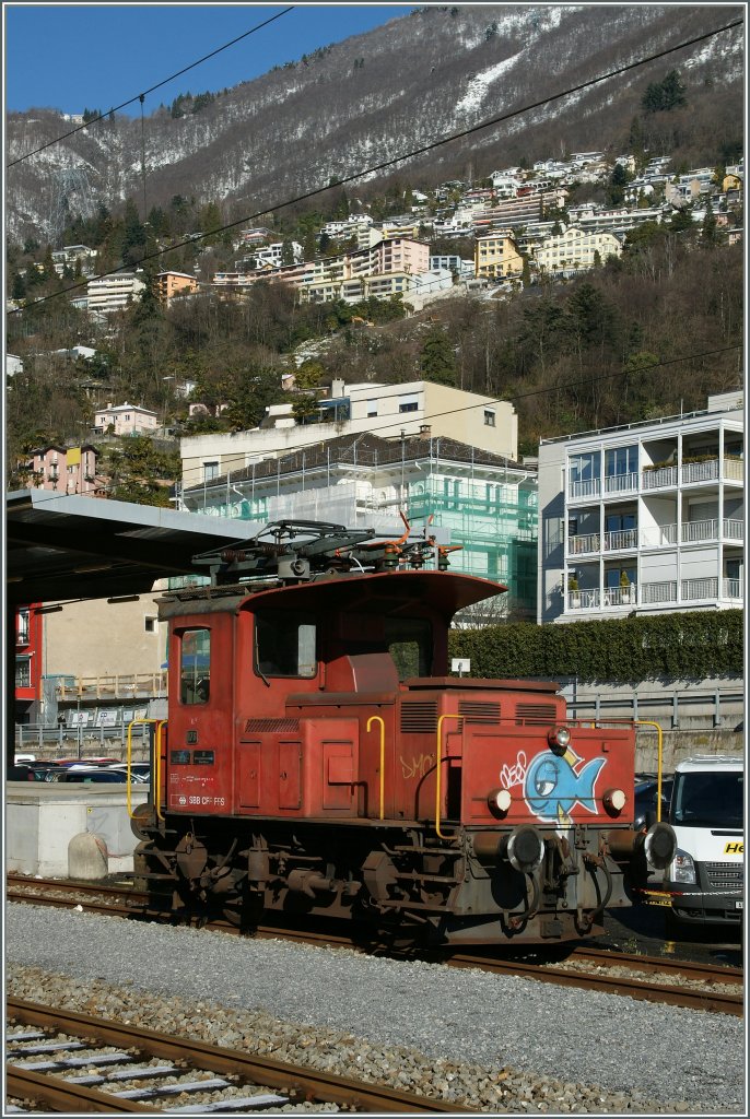 Ich habe mir lange, also seit dem 19. Mrz 2013 berlegt, ob ich dieses Bild hier hochlanden soll, und finde es passt (auf Umwegen) zu den Tulpen auf dem Thalys...
Te 176 in Locarno am 19. Mrz 2013