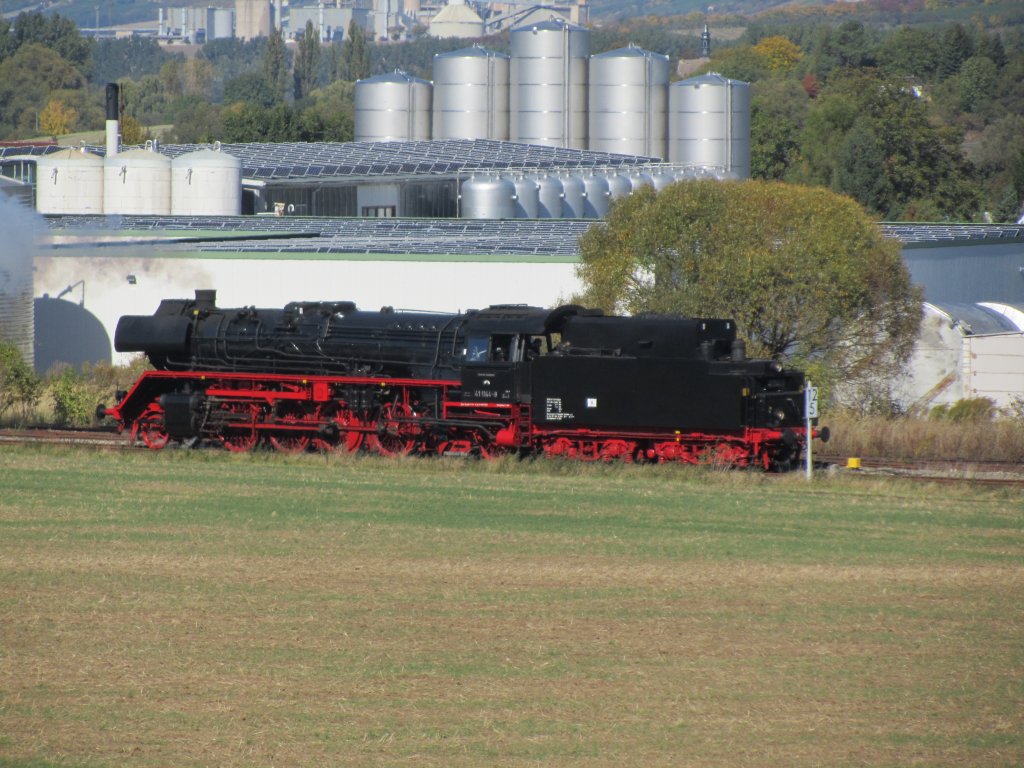 IGE Werrabahn 41 1144-9 als Tfzf (R) 74306 von Karsdorf nach Naumburg (S) Hbf, am 30.09.2012 bei Laucha. Nachdem die Wagen in Karsdorf abgestellt wurden, absolviert die Lok �ber Gro�heringen und Camburg eine Drehfahrt. (Foto: Dieter Thomas)