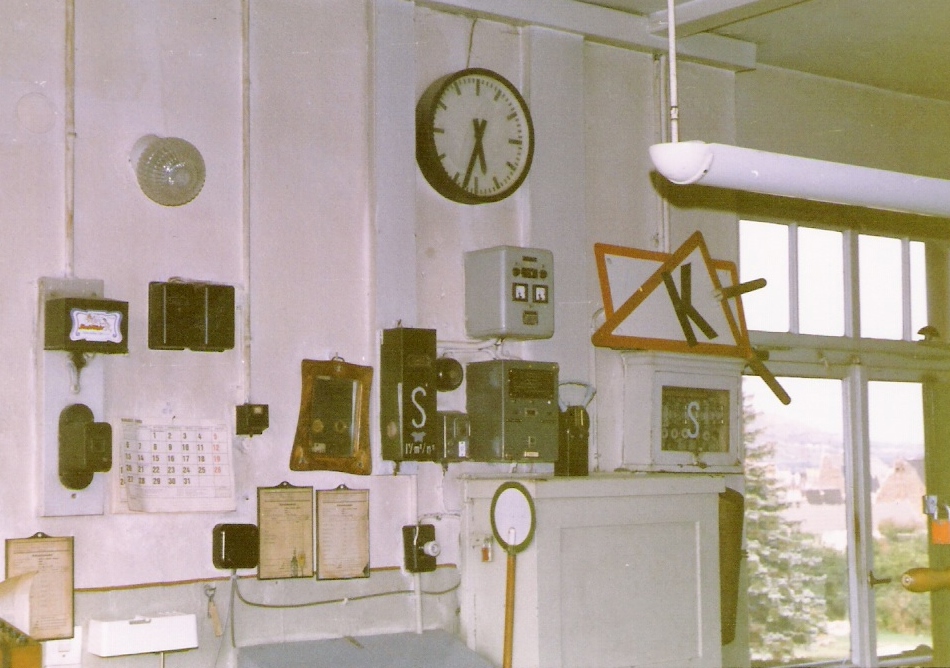 Innenansicht vom Stellwerk Lw in Laucha; 01.10.1989 (Foto: Hartmut Braune)