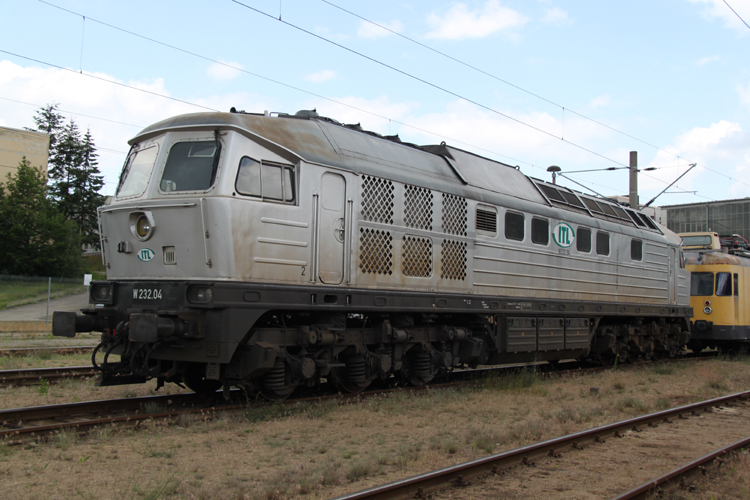 ITL-Lok 232.04 abgestellt im Bahnwerk Neustrelitz
(Netinera Werke GmbH)Aufgenommen am 17.06.2011