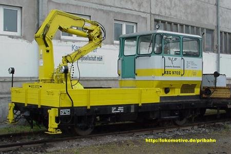 KEG 9702 am Zementwerk Karsdorf; 09.04.2004 (Foto: Volker Gelmroth http://lokomotive.com/pribahn)