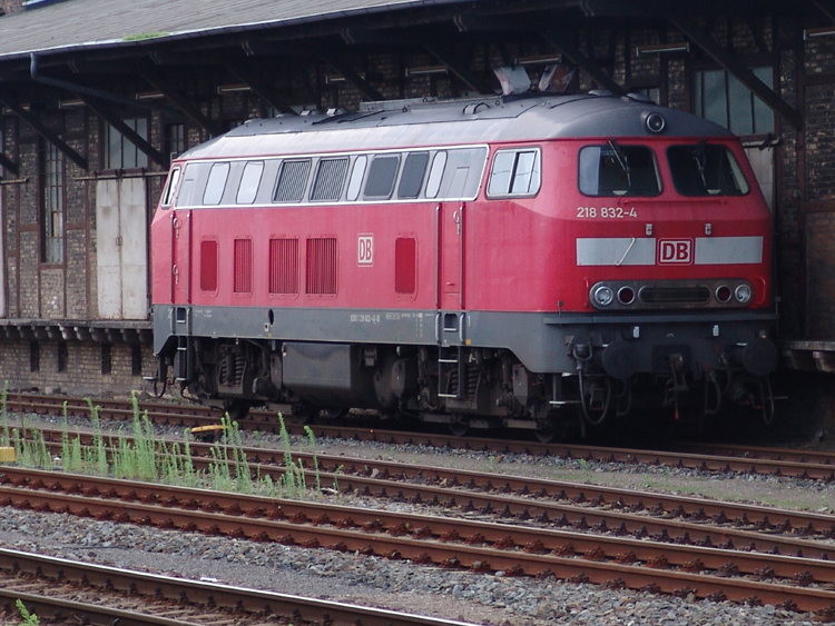 Kurz vor der Abfahrt nach Rostock musste ich mir nochmal 218 832-4 schnappen.(28.08.10)