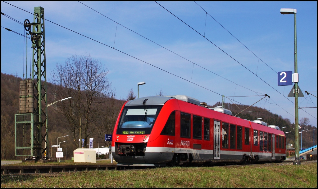 Leider ein bisschen zu frh ausgelst...648 204 als RB 95 von Dillenburg nach Au (Sieg) am 24.03.12 in Mudersbach