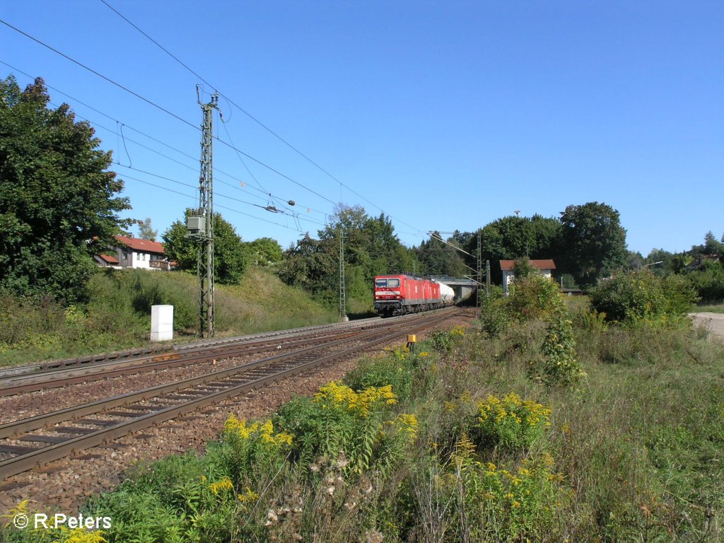 Leider etwas zu frh abgedrckt als MEG 605 und 601 mit den zementzug Undorf erreichen. 09.09.08