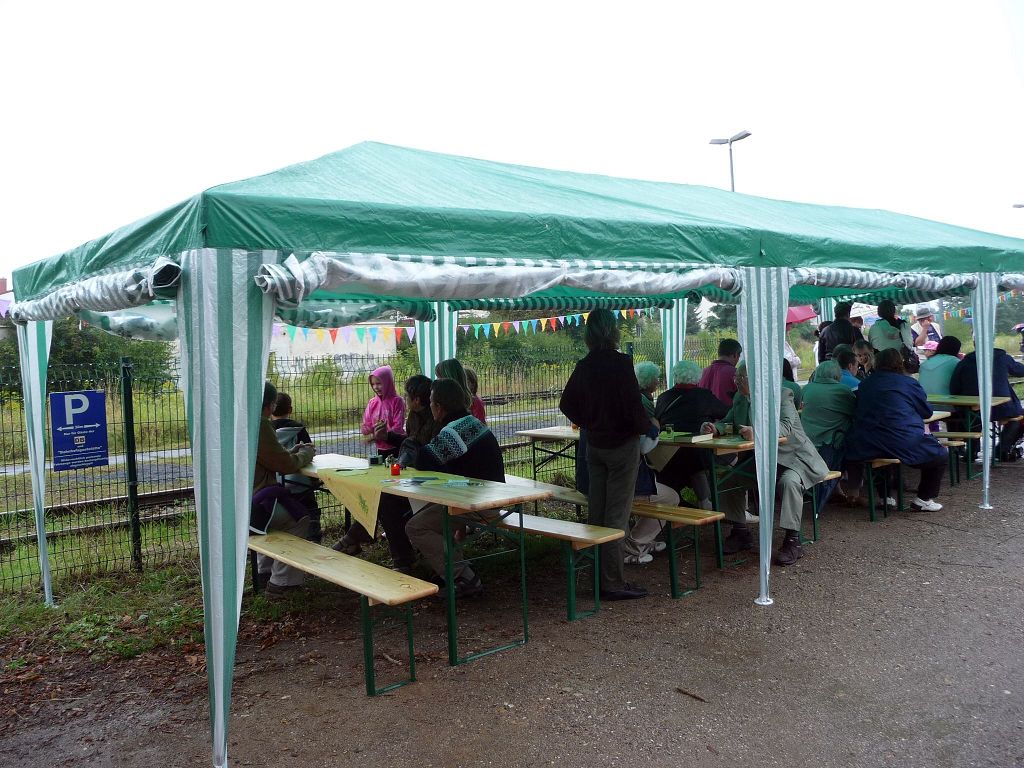 Leider kamen wegen dem schlechten Wetter nur wenige Besucher zu unserem 5. Unstrutbahnfest nach Ro�leben; 15.08.2010 (Foto: Ralf Kuke)
