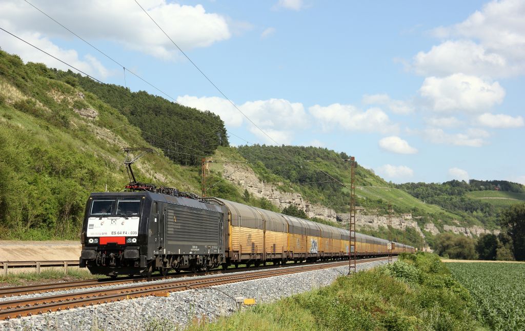 Mit dem DGS 75734/75704 rauschte ex.PCT 189 935 durch Karlstadt von Regensburg Ost/Landshut Hbf kommend nach Bremen Kaiserhafen am 22.6.12