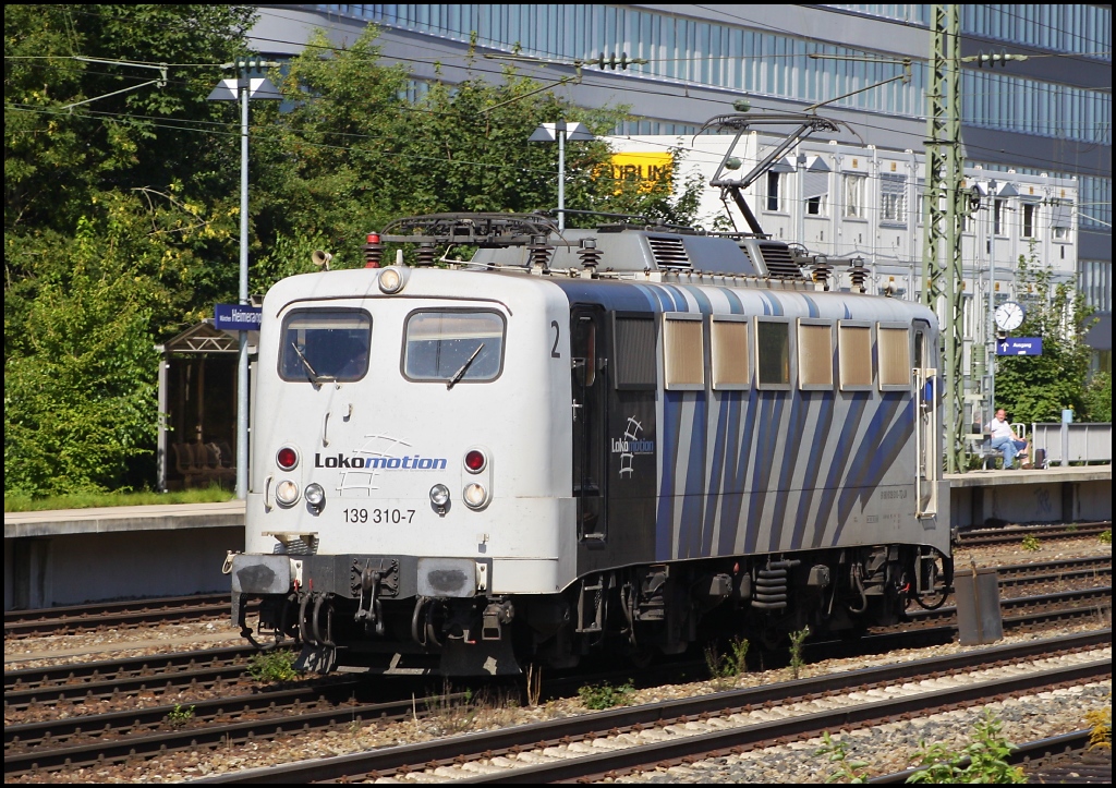 Mit Gru an meine Admin-Kollegen ;)139 310 von Lokomotion durchfuhr am 23.08.11 Mnchen Heimeranplatz