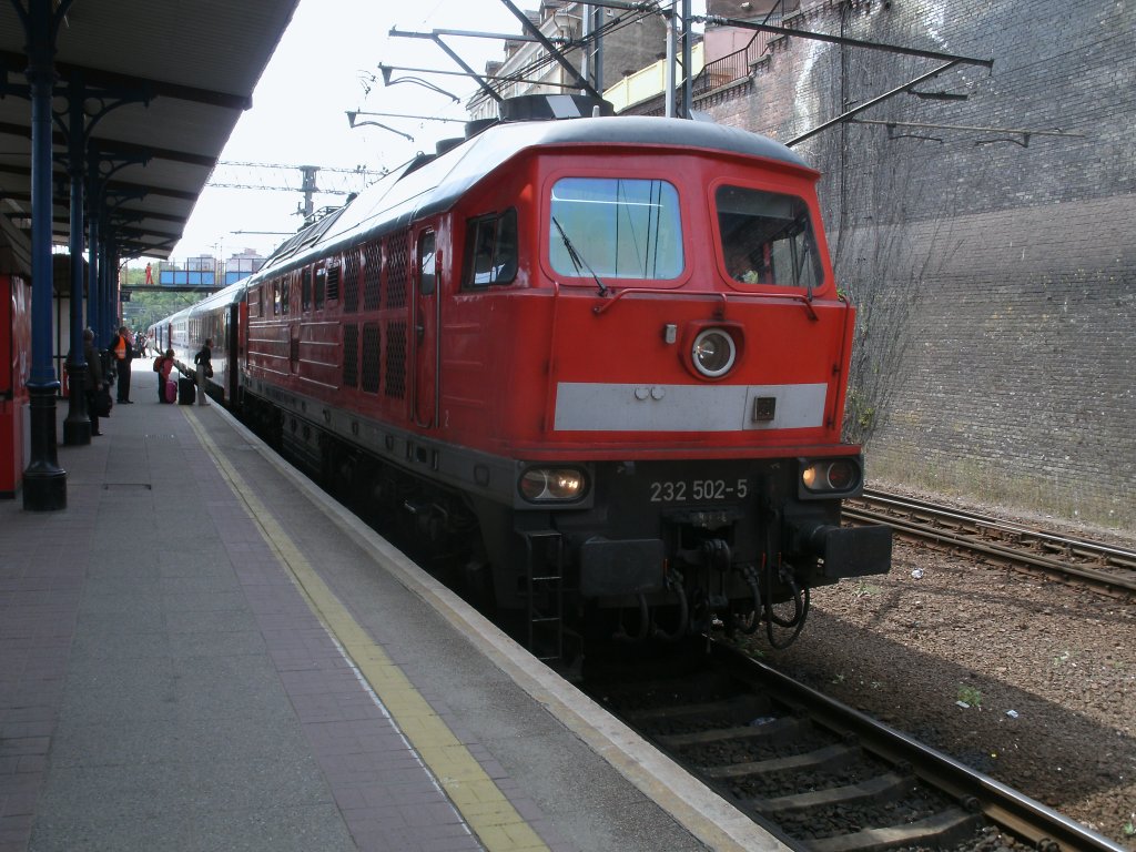 Nachdem 232 502 am 14.Mai 2010,den EC 178 aus Prag,in Angermnde bernommen hatte,brachte Sie den EC nach Szczecin Glowny.