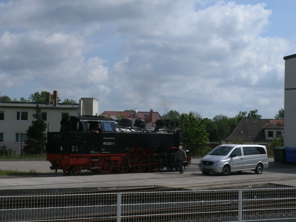 Nachdem 99 2324 den Zug,von Khlungsborn West,am 28.Mai 2011,nach Bad Doberan brachte und 99 2321 den Zug zurck nach Khlungsborn fuhr,blieb 99 2324 in Bad Doberan.