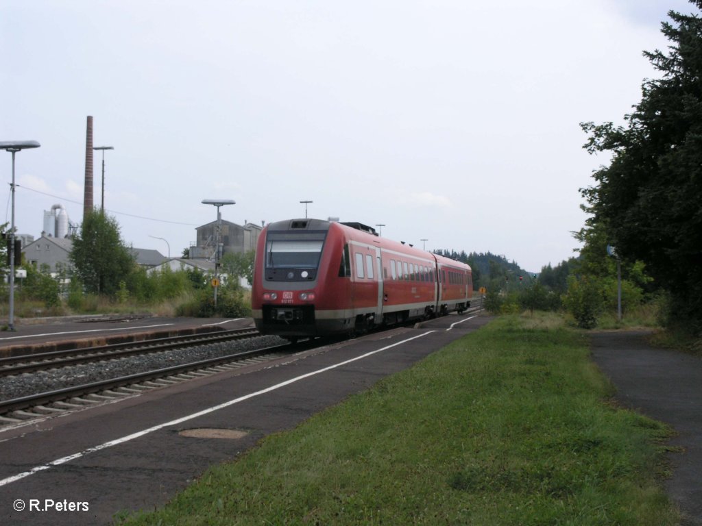 Nachschuss 612 971-2 als IRE 3088 Nrnberg in Wunsiedel-Holenbrunn. 25.08.09
