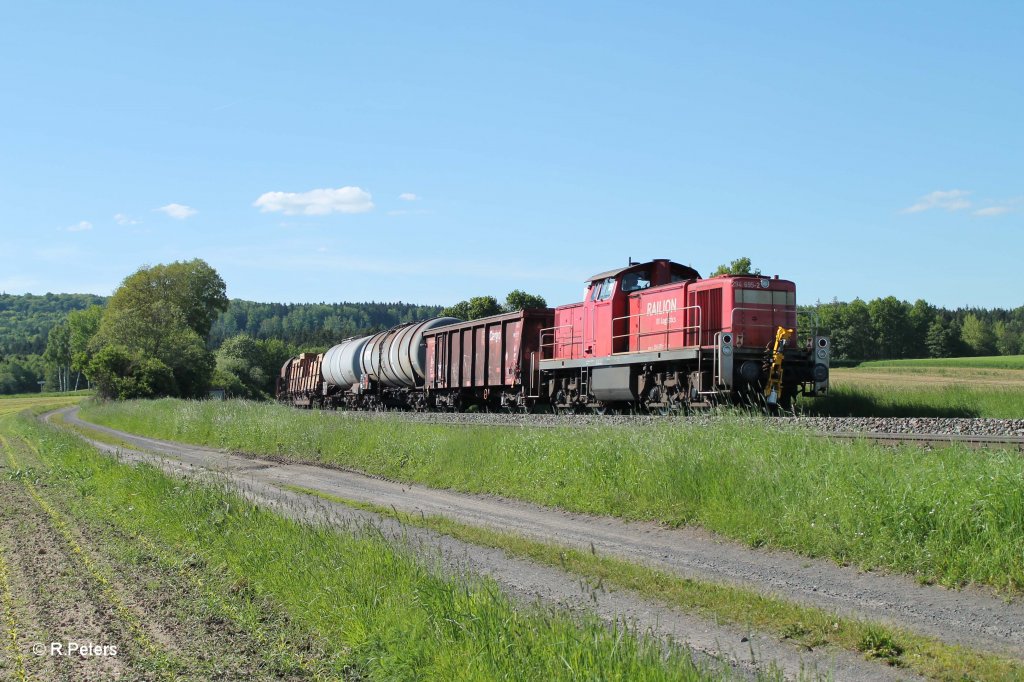 Nachschuss mit 294 695-2 bei Oberteich .05.06.13