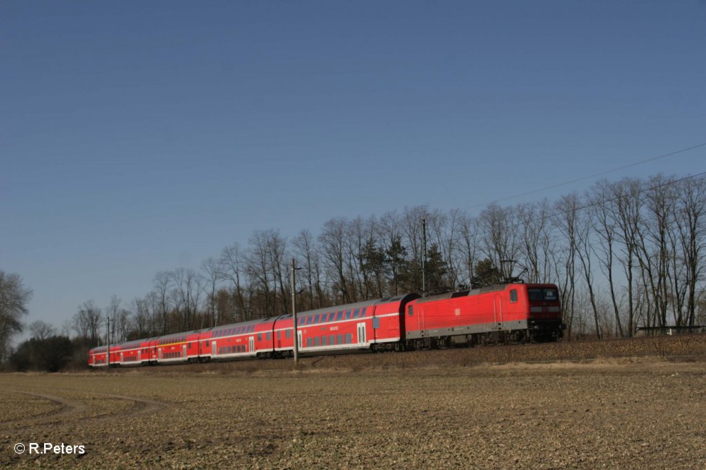 Nachschuss von RE 18124 nach Magdeburg bei Jacobsdorf(Mark)08.03.11