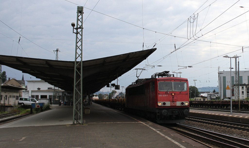 Notschuss auf 155 031-9 ... Sie htte sich beinahe an mit vorbeigeschoben... (Neuwied, 26.06.2013)