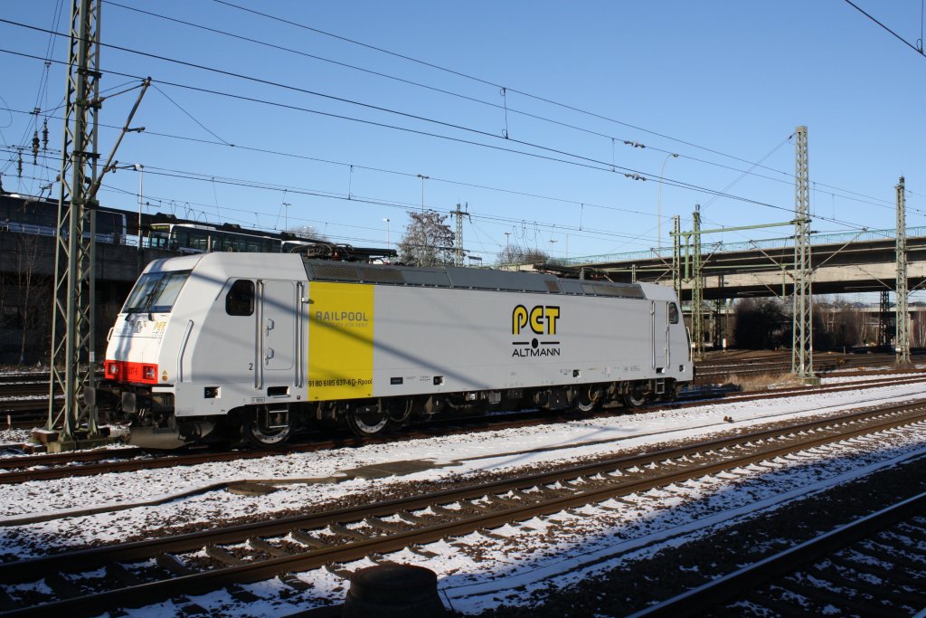 PCT 185 637-6 abgestellt in Hamburg Harburg am 01.02.2012