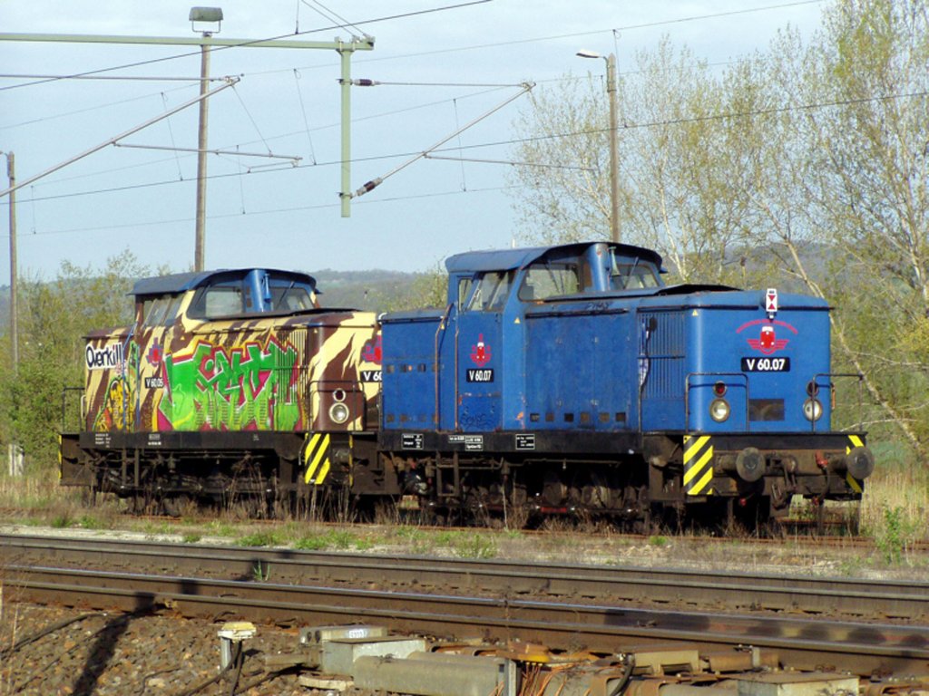 PE Cargo V60.07 + V60.05 in Naumburg Hbf; 15.07.2005 (Foto: Jan Kaiser)