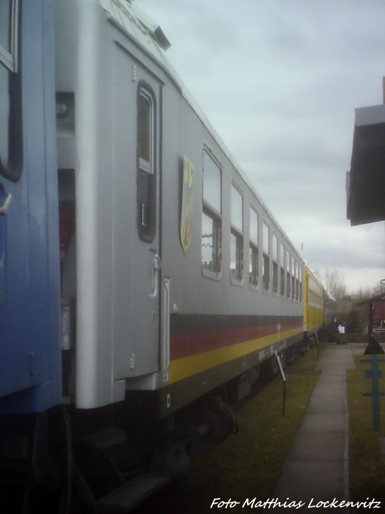 Personenwagen im Museum  Lokschuppen Pomerania  in Pasewalk am 13.4.13