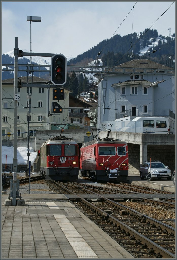 RhB Ge 4/4 II und MGB HGe 4/4 in Disentis.
15. Mrz 2013