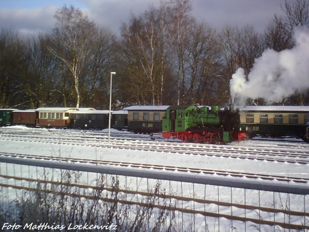 RBB 53 Beim Rangierenin Putbus am 8.12.12 