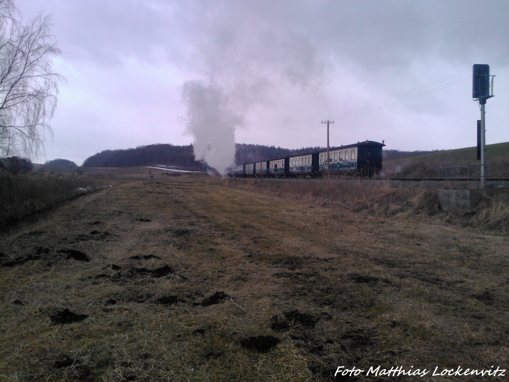 RBB 99 1784 unterwegs nach Putbus / Bei Serams am 7.4.13