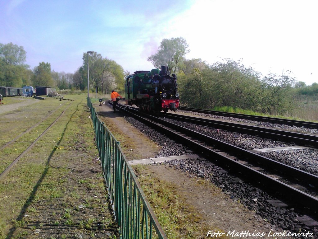 RBB Mh 53 unterwegs zu seinen Zug in Putbus am 12.5.13