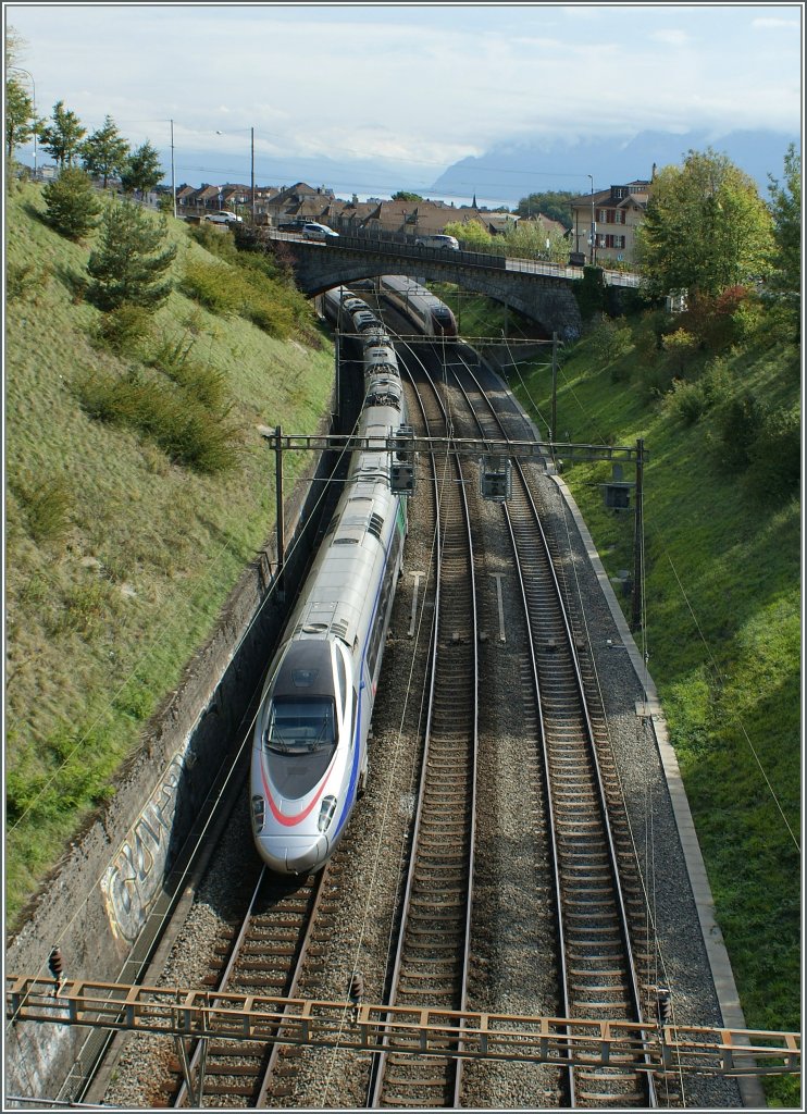 SBB ETR 610 als EC 39 bei der Einfahrt in Lausanne am 28. Sept. 2010.