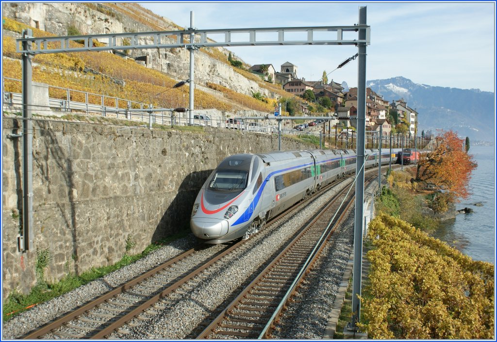 SBB ETR 610 als EC nach Milano bei St-Saphorin am 4. Nov. 2010.