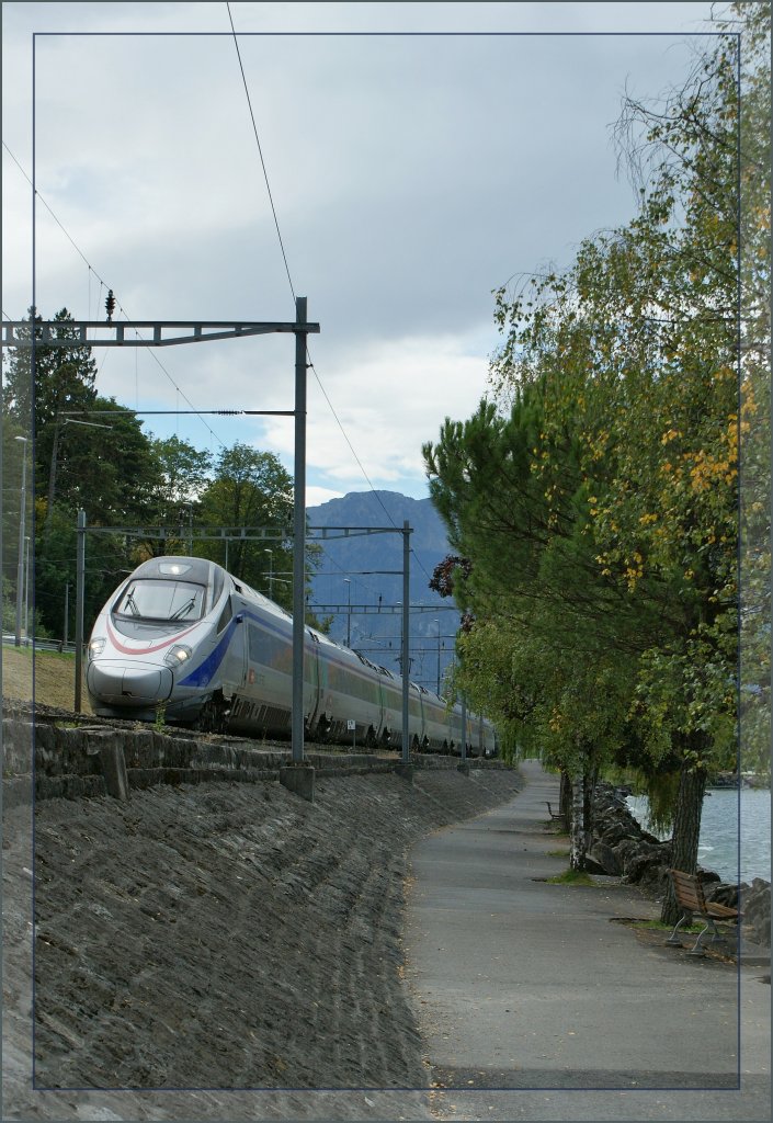 SBB ETR 610 in CIS Farben bei Villeneuve am 4. Oktober 2010