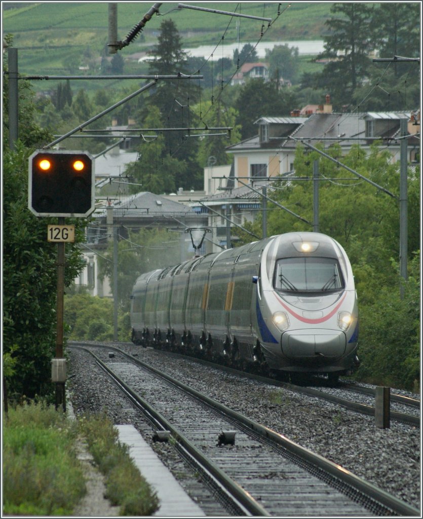 SBB ETR als EC 37 bei La Tour-de-Peilz am 6. August 2010.