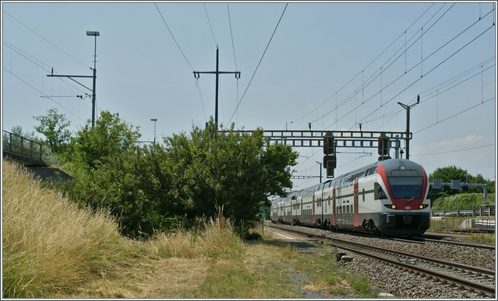 SBB RABe 511 106 bei Lonay-Preveranges.
15. juli 2013