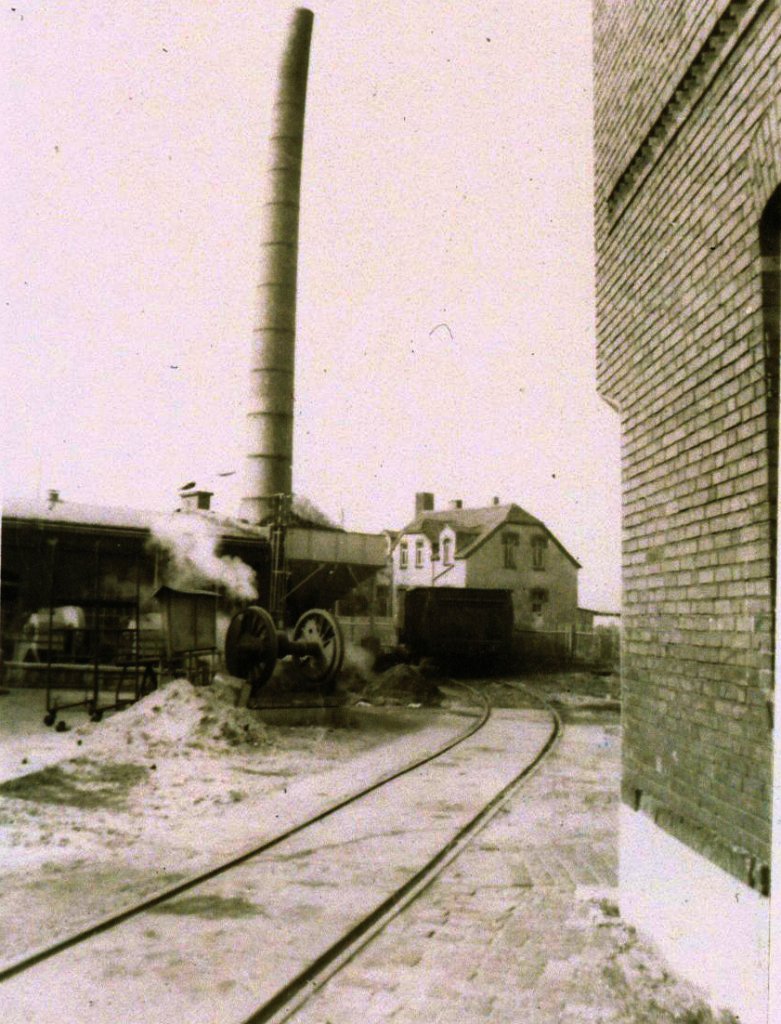 Schornstein Neusetzung im Bw Naumburg; 24.08.1989 (Foto: Hans Grau)