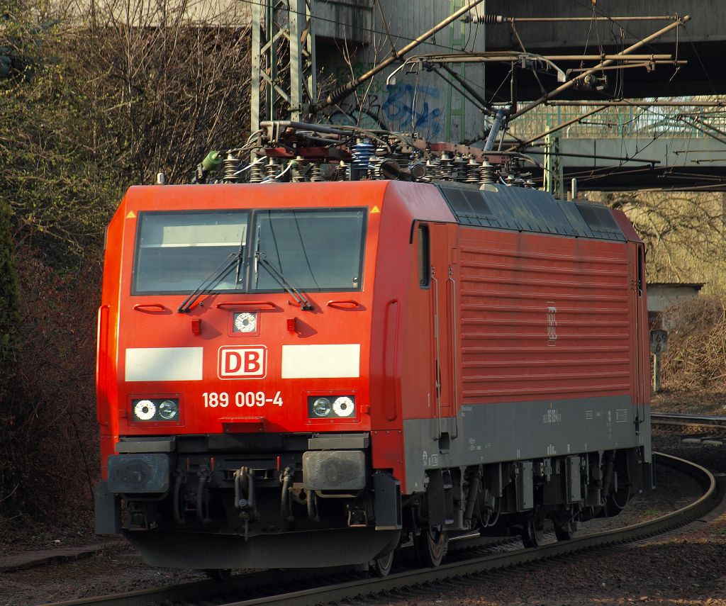 Solo durch Harburg rollte 189 009-4 am 2.4.