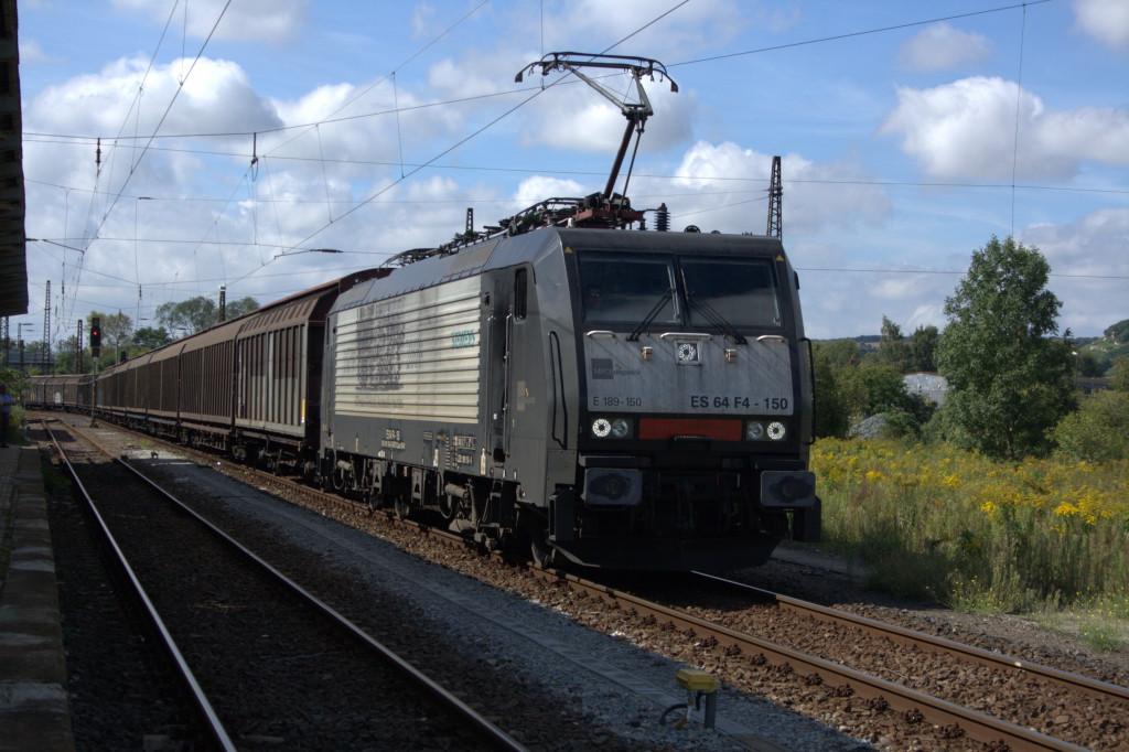 TXL ES 64 F4-150 mit einem Schiebewandwagenganzzug in Naumburg Hbf; 10.09.2011 (Foto: Heinz-Stefan Neumeyer)