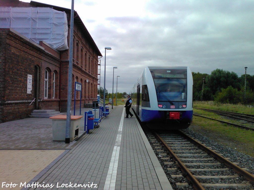 UBB GTW 2/6 im Bahnhof Barth am 21.9.10