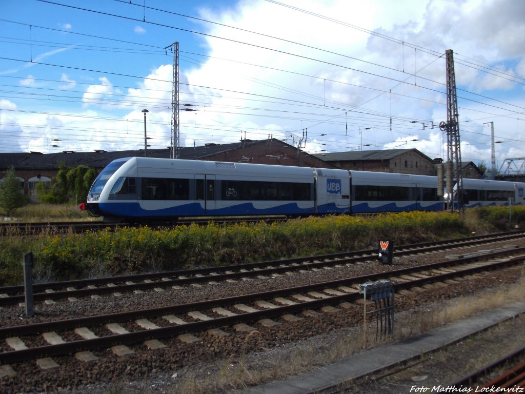 UBB GTW 2/6 unterwegs nach Swinemnde Centrum (PL) bei der Ausfahrt aus Stralsund Hbf am 13.8.13