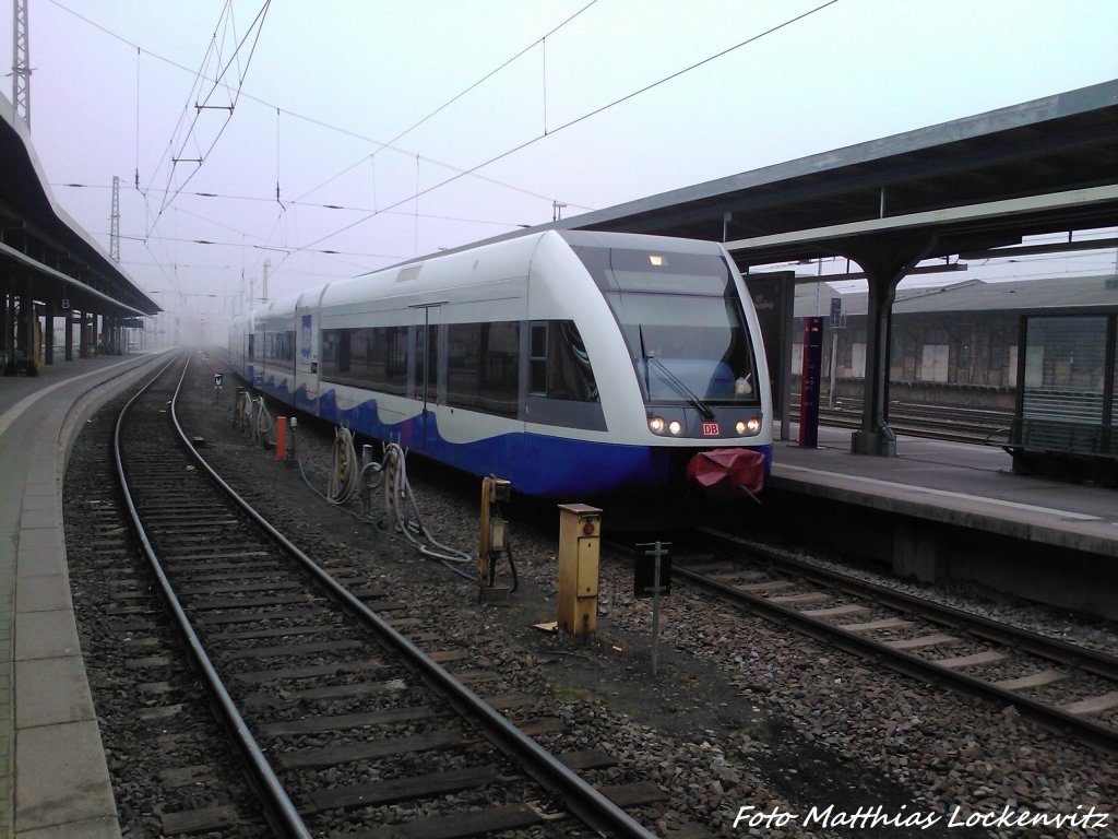 UBB GTW 2/6er mit Ziel Swinemnde Centrum (PL) im Bahnhof Stralsund Hbf am 11.4.13