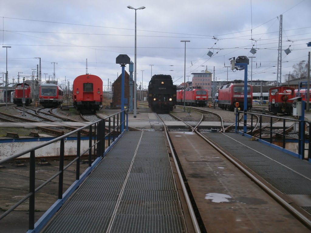 ber die Drehscheibe im Bh Rostock am 17.Dezember 2011 geschaut.