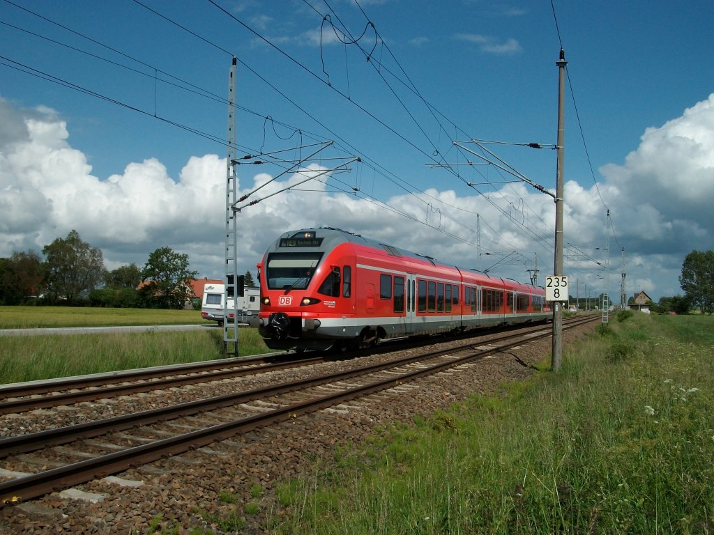 Unterwegs zwischen Samtens und Rambin war 429 030.