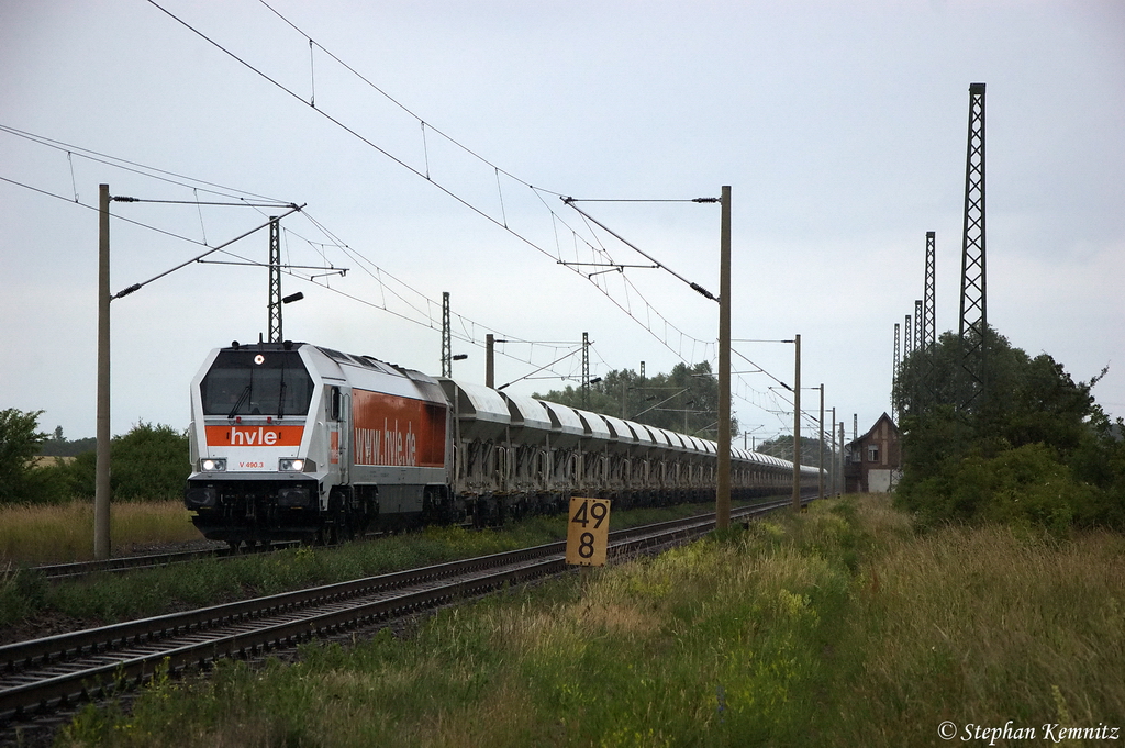 V 490.3 (264 008-4) hvle - Havellndische Eisenbahn AG mit einem Faccns Ganzzug in Demker und fuhr in Richtung Magdeburg weiter. 15.06.2012