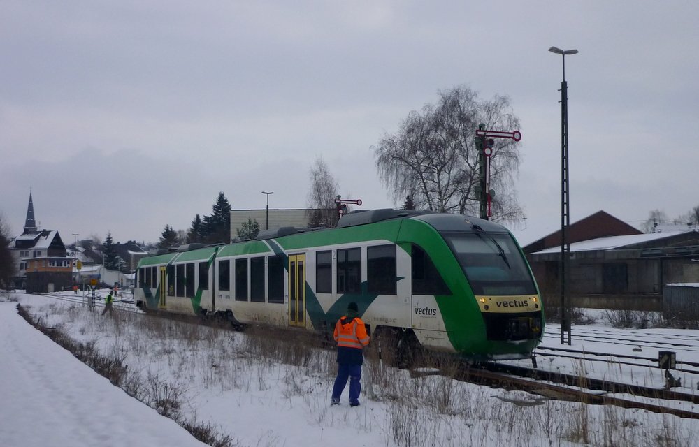 VT 208 in Altenkirchen neben den Vermessern ;)
