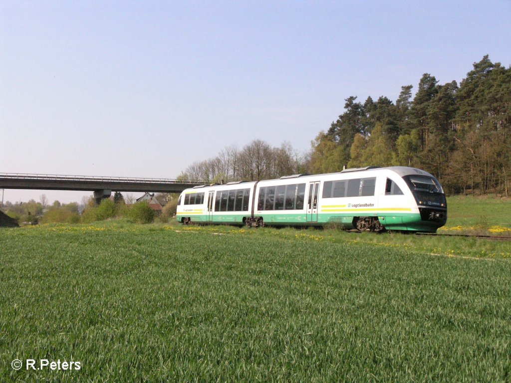 VT03 auf den Weg nach Hof bei Richt bei Schwandorf.27.04.08