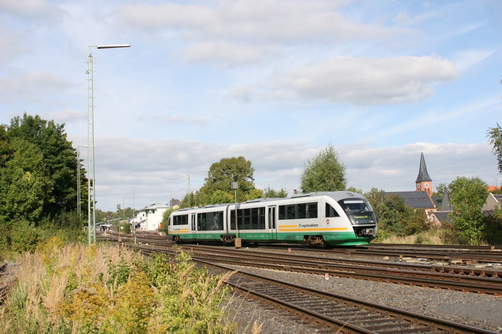 VT12 verlsst Marktredwitz als VBG81127 nach Regensburg HBF. 06.09.12