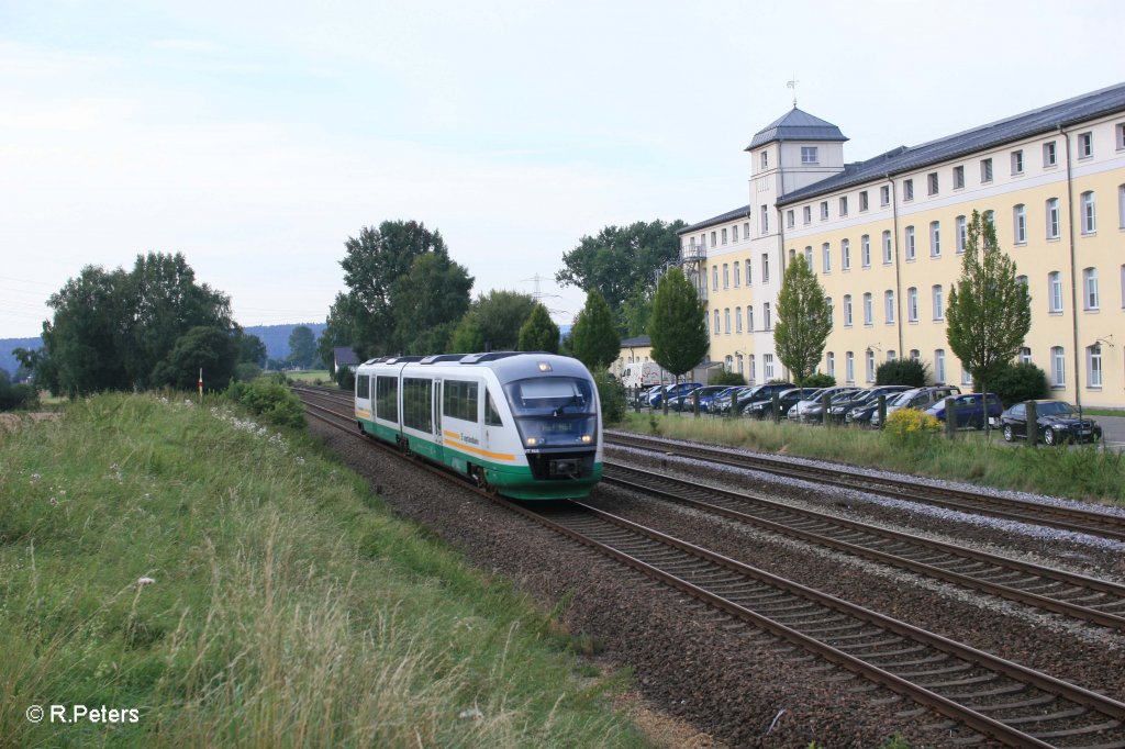 Vt14 als VBG81112 Regensburg - Hof bei Einfahrt in Weiden. 01.09.11