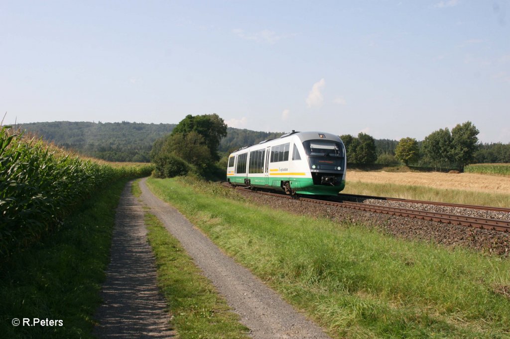 VT26 als VBG81125 Hof - Schwandorf bei Oberteich. 23.08.11