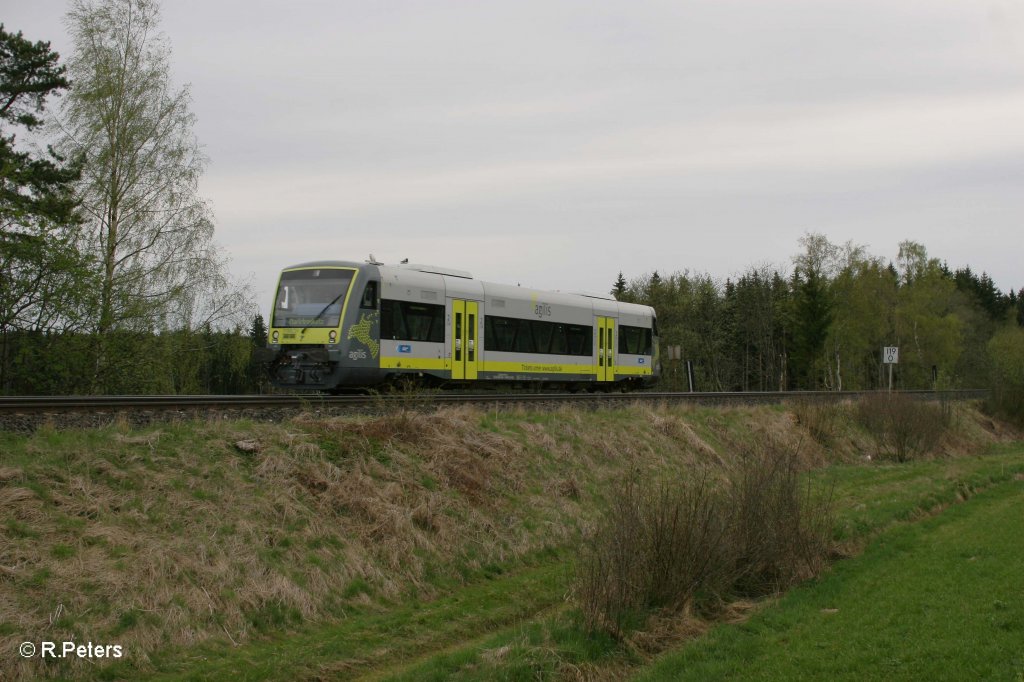 VT650.734 als ag84557 Kirchenlaibach - Marktredwitz kurz vor Waldershof. 29.04.12