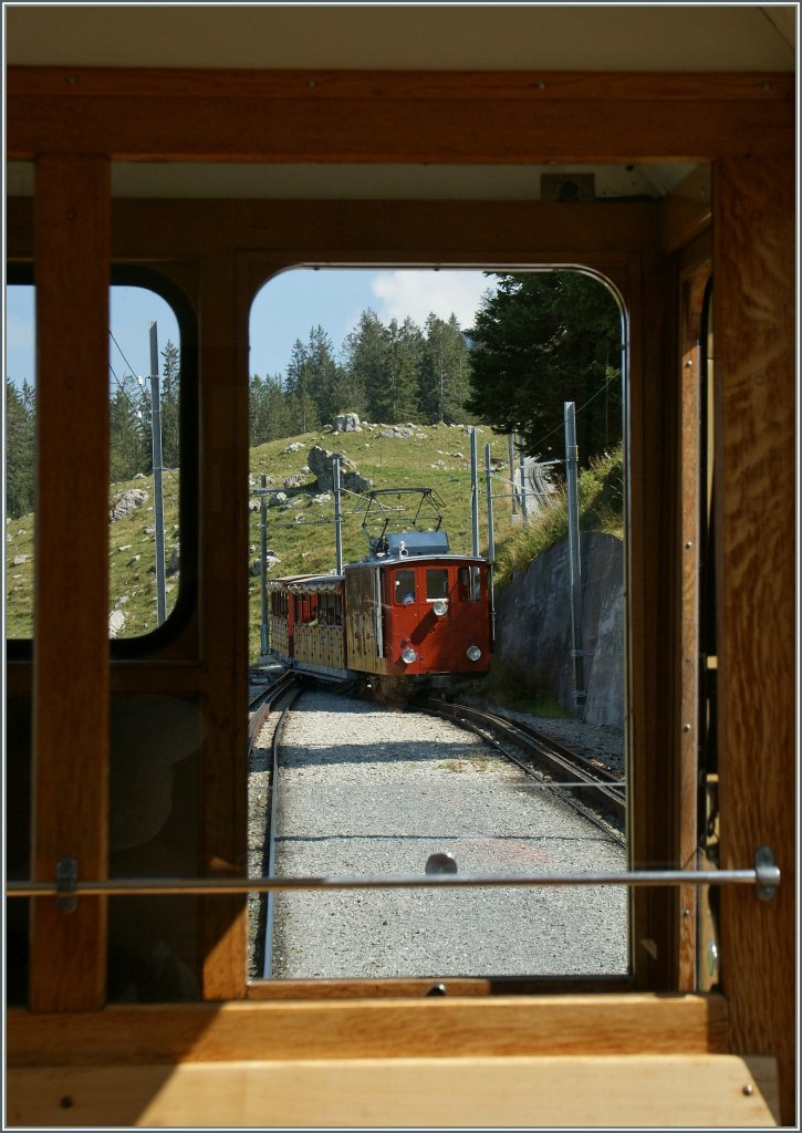 Zugskreuzung in Breitlauenen. 
10. Sept.  2012